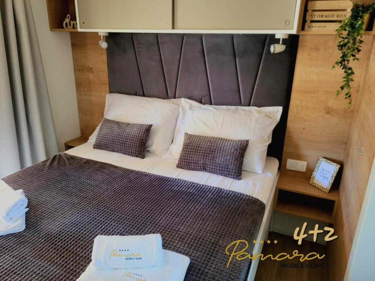 PAMARA Mobile Home Biograd Na Moru Esterno foto