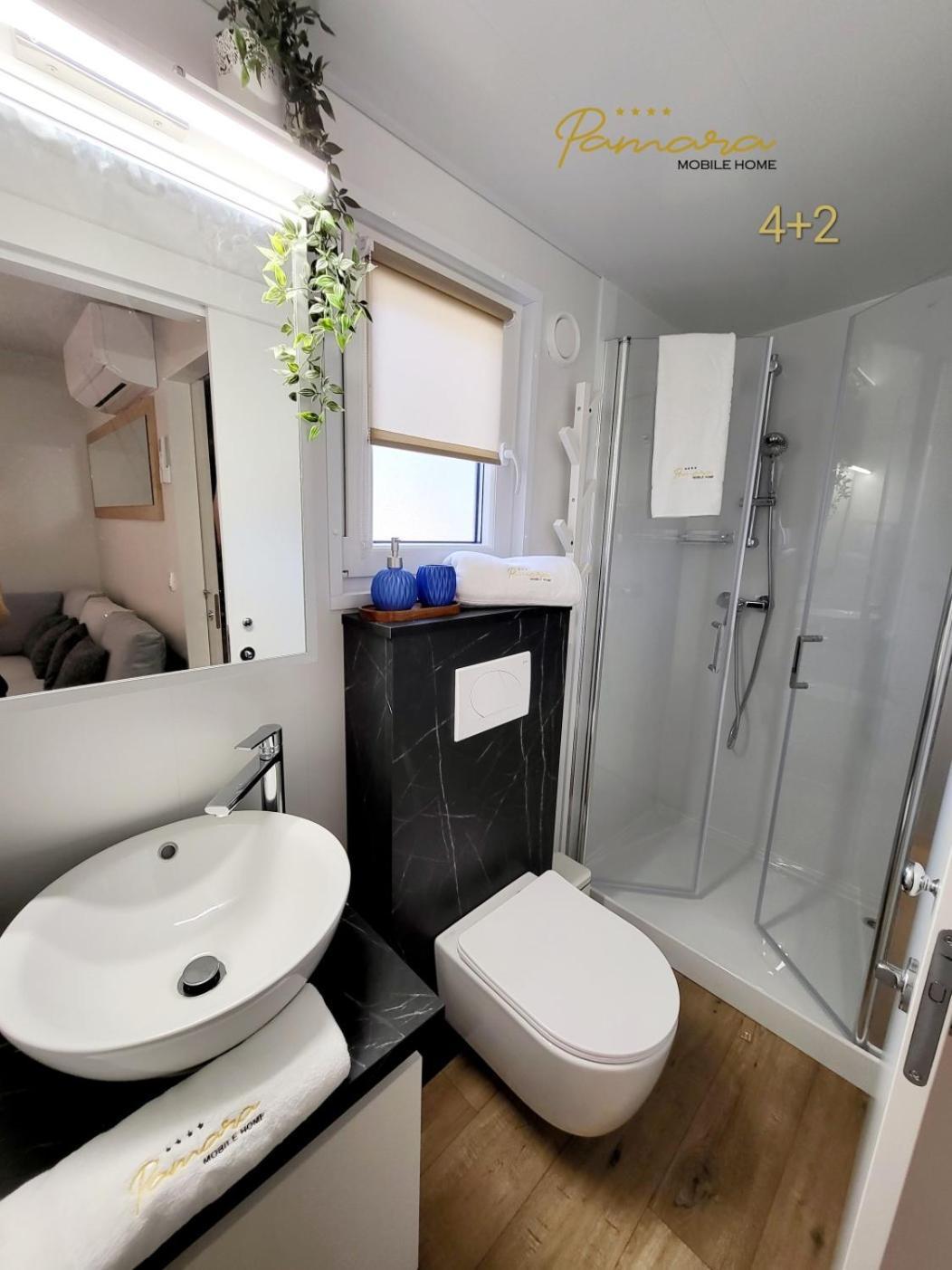 PAMARA Mobile Home Biograd Na Moru Esterno foto
