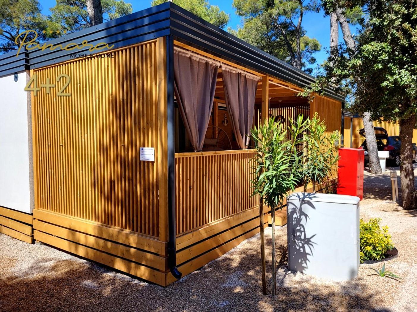 PAMARA Mobile Home Biograd Na Moru Esterno foto